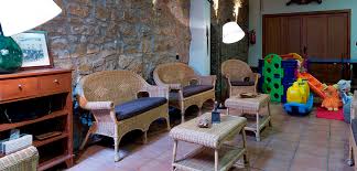 Una población llena de historia, de encanto, de tradición y acogedora durante todo. Casas Rurales Interior Castelllon Casa Rural Castellon