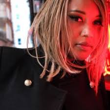 Naomi Chapman's Instagram, Twitter & Facebook