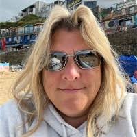 100+ "Tracy Hurst" profiles