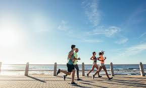 Les muscles qui longent la colonne vertébrale et les abdominaux travaillent également pour soutenir le buste et équilibrer la colonne vertébrale, affirme le dr cascua. 10 Conseils Pour Commencer A Courir Programme Course A Pied Debutant