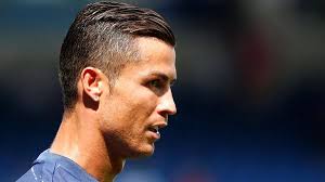 The medium length hairstyle has grown in popularity with celebrities such as bruno mars, zac efron and zayn malik choosing the pompadour as their hairstyle of choice. Cristiano Ronaldo Due In A Madrid Court Over Tax Evasion Claims Al Arabiya English
