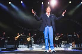 Roland kaiser фото исполнителя roland kaiser. Roland Kaiser Kaisermania 2019 Mit Konzert Kritik Zum 3 8 2019 In Dresden Und Der Mdr Ubertragung