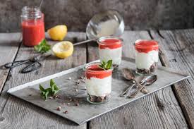 Mascarpone Zitronencreme Mit Himbeersauce Rezept Himbeersauce Zitronen Creme Zitronencreme