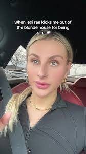 Leah Waldron's Instagram, Twitter & Facebook