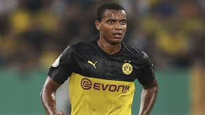 Hat das im umgang mit der polizei für sie je eine rolle gespielt? Bericht Arsenal Plant Wohl Erneuten Vorstoss Bei Borussia Dortmund Wegen Manuel Akanji Goal Com