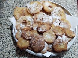 Schiacciate le banane con una forchetta. Ricetta Frittelle Di Mele E Banane Della Dolcina Moniquefel Dolcidee