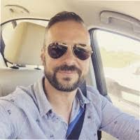 Kris Daniel's Instagram, Twitter & Facebook