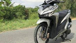 Rasakan sensasi big scooter saat berkendara dengan vario 150, dilengkapi desain tajam yang sporty dan teknologi tercanggih di kelasnya. Honda Vario 150 Pakai Ban Cacing Bentuknya Jadi Begini Tribunnews Com Mobile