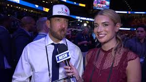 Dave portnoy founded barstool sports in 2004. Dave Portnoy In Disguise At Opening Night Gives Super Bowl Prediction Youtube