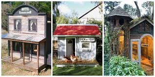 Three hen in front of chicken coop coloring pages. Best Chicken Coop Designs Most Amazing Chicken Coops