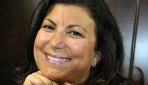 Paula Dockery's Instagram, Twitter & Facebook