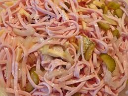 Schweizer Wurstsalat Von Enelaacher Chefkoch Wurstsalat Schweizer Wurstsalat Wurstsalat Rezept