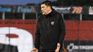 El mono burgos es el nuevo dt de newell's. Utjenrit2muvdm