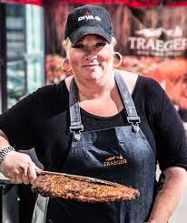 Danielle bennett, also known as diva q, is a barbecue competitor and competition judge, and host of bbq crawl. Diva Q S Awesome Recipes Diva Q Barbecuer Tv Personality Divaq Ca