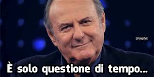 Nonostante sia il conduttore più amato e nazional popolare della nostra tv, e ne vada fiero. Chivuolesseremilionario L Ultima Puntata Del Quiz Di Gerry Scotti Bubinoblog Ascolti E Notizie Sulla Tv