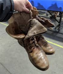 In this video, i show how i dyed my leather cowboy boots. How To Dye Leather Boots Using Copic Marker Ink Hawk Hill
