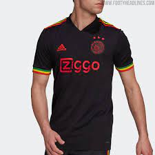 The black strip, which features red, yellow and green details and has three little birds just below the collar on the back of the shirt, is a tribute to the dutch club's fans' love for the reggae tune. Uczz8u56o5anpm