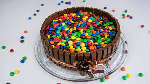 Torte aus süßigkeiten zum geburtstag basteln. Candy Cake Sussigkeiten Kuchen Amerikanisch Kochen De