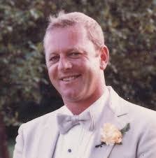 Ron Munro's Instagram, Twitter & Facebook