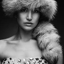 Irina Plotnikova: платья, кофты и свитера, юбки, головные уборы, топы