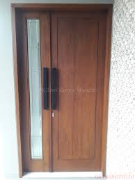 Seperti pintu masuk dua daun, pintu putar juga dapat dilalui untuk masuk dan keluar secara bersamaan. 25 Gambar Pintu Minimalis Dua Daun Terbaik Koleksi Gambar Rumah Terlengkap