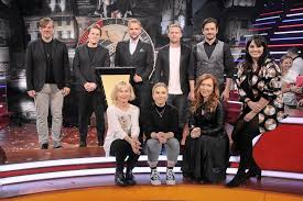 Jeho dědečkem byl zasloužilý umělec ilja prachař. Jakub Prachar Postavi Proti Vojtovi Kotkovi Svoji Rodinu Tojesenzace Cz