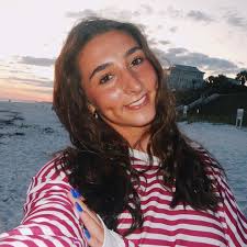 Chloe Richards (@chlobo.2)