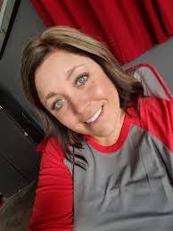 Heather Midkiff's Instagram, Twitter & Facebook