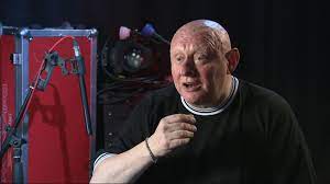 He is an actor and composer, known for виpтуозность (1995), шакал (1997) and мстители (1998). Shaun Ryder On Early Nights Hair Loss And Watching Watership Down With Bez Ents Arts News Sky News