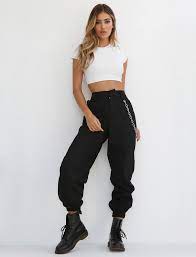 Skater style indie boyfriend baggy pants y2k streetwear teen fashion 90s jeans pockets wide legs high waist trousers. Black Baggy Jeans Girls Novocom Top