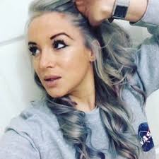 Gina Akers's Instagram, Twitter & Facebook