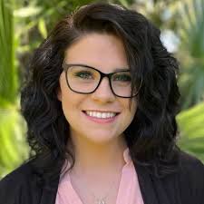 Taylor and Travis leaving a restaurant in New Orleans