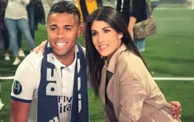 Quince años de fútbol profesional dejan secuelas, dijo khedira en una. Real Madrid Family