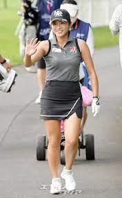chosun online 朝鮮日報 メンズゴルフファッション スポーティな女の子 ゴルフファッション
