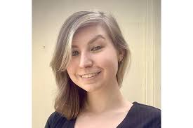 Amelia Malone's Instagram, Twitter & Facebook