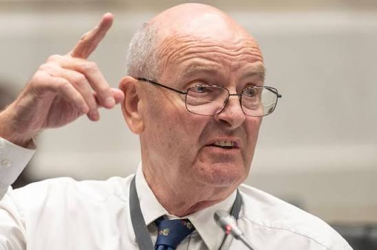 MPs seek legal advice after O'Sullivan exits hearing