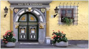 Das Haus Zum Sonneborn In Erfurt Wurde 1546 Erbaut Heute Ist Es Das Hochzeitshaus Und Standesamt Erfurts Es Zeichnet Sich Erfurt Haus Egapark Erfurt