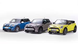 Get behind the wheel of these premium, exciting, and surprisingly spacious vehicles—experience a mini today. Mini Facelift 2021 Auto Motor Und Sport