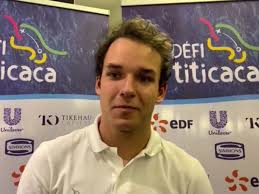 Tres franceses nadarán el lago Titicaca de Bolivia a Perú