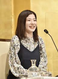 『逃亡者 おりん』（のがれものおりん）は、テレビ東京系列で放送されていた日本の時代劇。主演は青山倫子。 2006年10月から翌年3月まで第1作である『セガサミーシアター 逃亡者 おりん』が、2012年1月12日. Zy6 Milu Dkf M