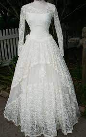 1950s Wedding Gown Cupcake Chantilly Lace Vintage Wedding Dress Drop Waist Ballgown Style Romantic Traditional 33 34 Bust Drop Waist Wedding Dress Vintage Wedding Dress 1950 Wedding Gowns Vintage