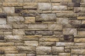 Murogeopietra ® is a special material that knows how to fully engage, leaves space for instinct, stimulates creativity, and enables the development and formation of designs in a unique, authentic manner. Tight Cut Pattern Stylized Stone Veneer Versetta Stone