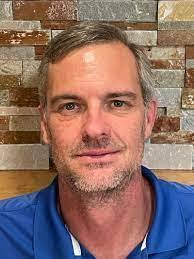 Lon Carter's Instagram, Twitter & Facebook