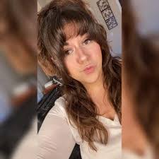 Vicki Kennett's Instagram, Twitter & Facebook