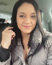 Its #monday and believe it or not, I took this photo myself 🤭 #fitness  #industry #decjubastyle #workinmoms #fitnesslifestyle #fitnessblogger  #fitnessworld #nzbusiness