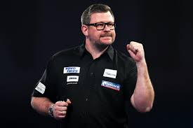 Stephen joined the pdc in january 2014 after winning the lakeside championship, and enjoyed a rapid rise up the ranks. Urrzamdz7clibm