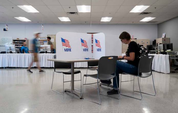 Minnesota and Wisconsin hold competitive primaries Tuesday that will again test progressive power; key races for Senate and governor