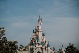 Walt disney travel company discover the magic at walt disney world, disneyland paris and onboard with two magical parks and a host of imaginatively themed hotels, disneyland paris is an. Disneyland Paris How To Make The Most Of 2 Days At Disneyland Lola Rose Photography Blog