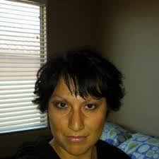 Stephanie Town's Instagram, Twitter & Facebook