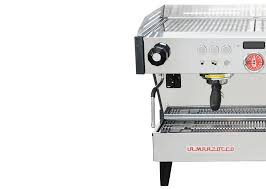 Our bean to cup coffee machine allows you to enjoy a barista style coffee experience from the comfort of your home by freshly grinding the coffee beans at the touch of a button for each coffee; Linea Pb La Marzocco